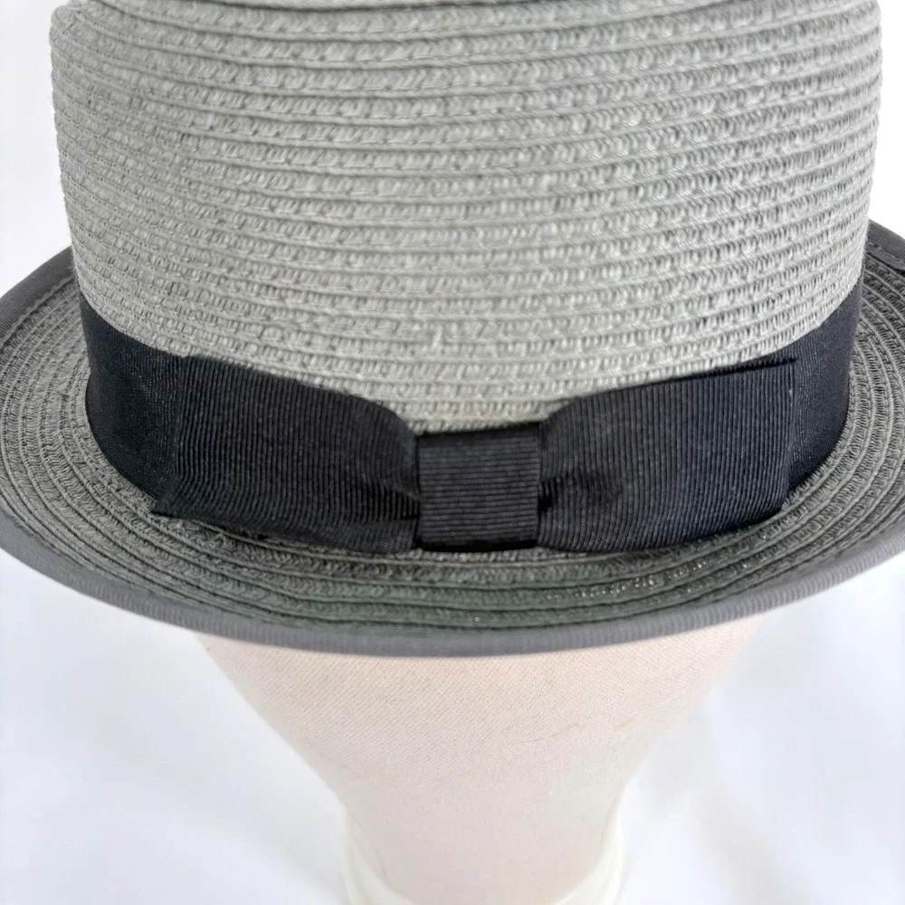Broner Pork Pie Hat Grey Straw Stingy Brim Black Ribbon Band RN41517 Mens S/M